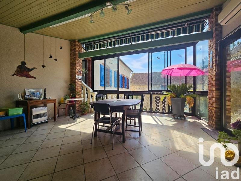 Maison de village - 360 m² - 8 pièces