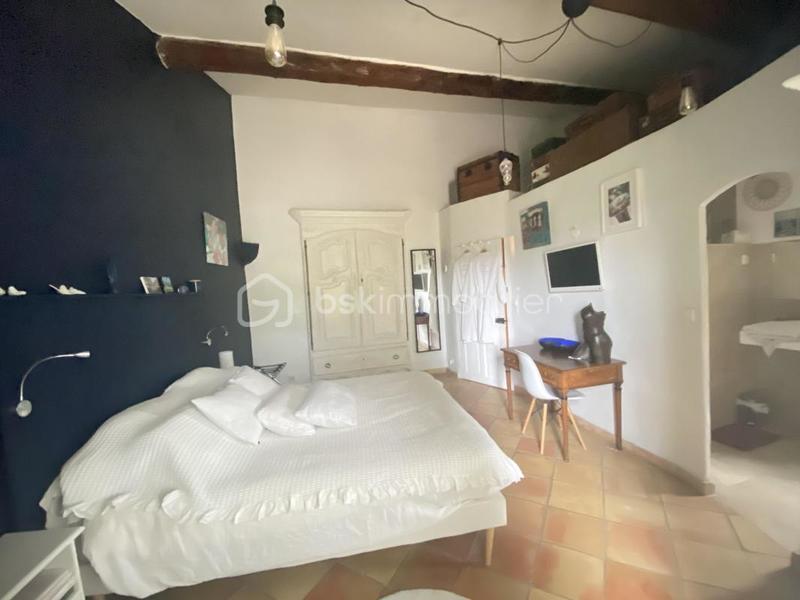 Demeure - 220 m² - 6 pièces