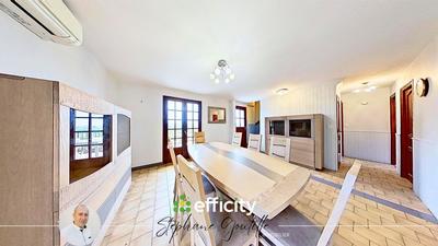 Villa - 114 m² - 5 pièces