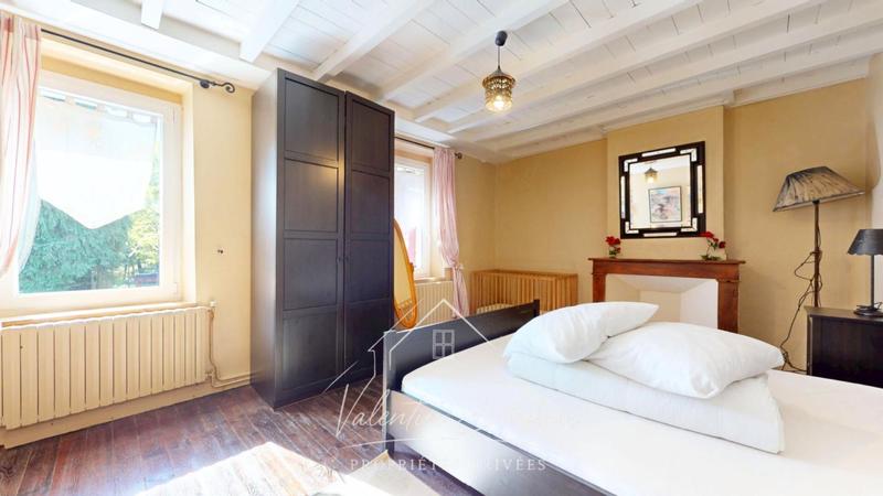 Propriété - 490 m² - 10 pièces