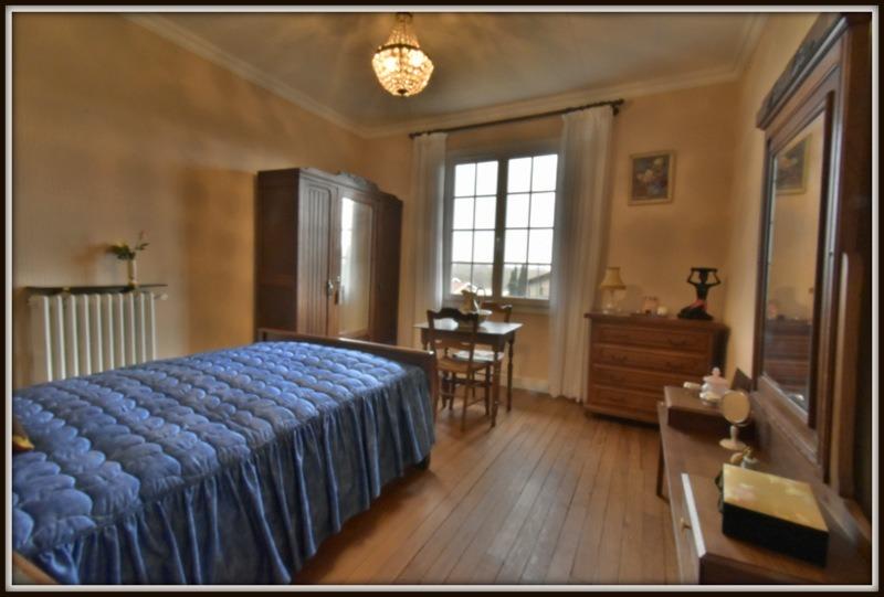 Maison - 181 m² - 7 pièces