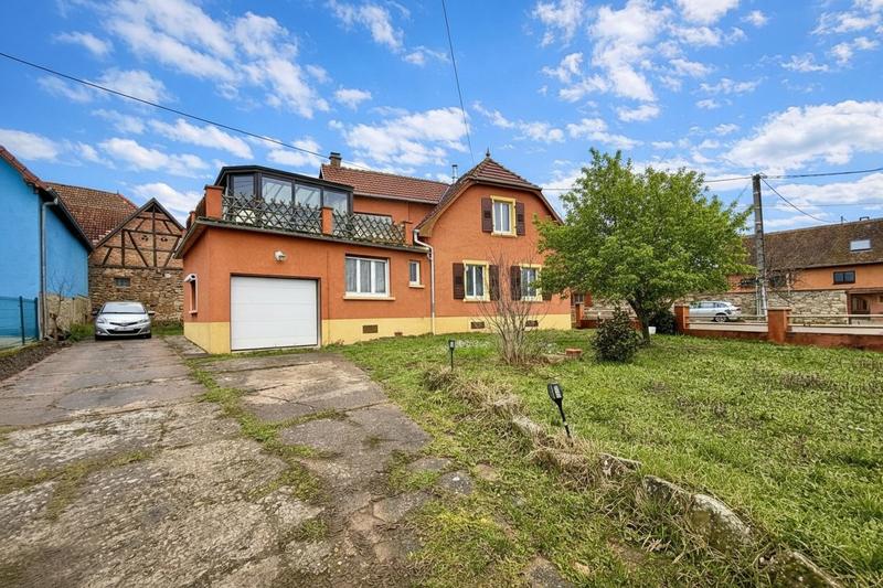 Maison traditionnelle - 153 m² - 6 pièces