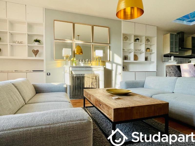 Appartement - 170 m² - 8 pièces