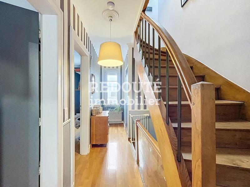 Maison - 133 m² - 6 pièces