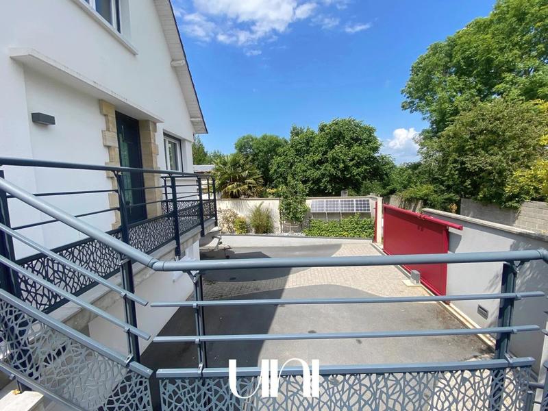 Maison - 170 m² - 7 pièces