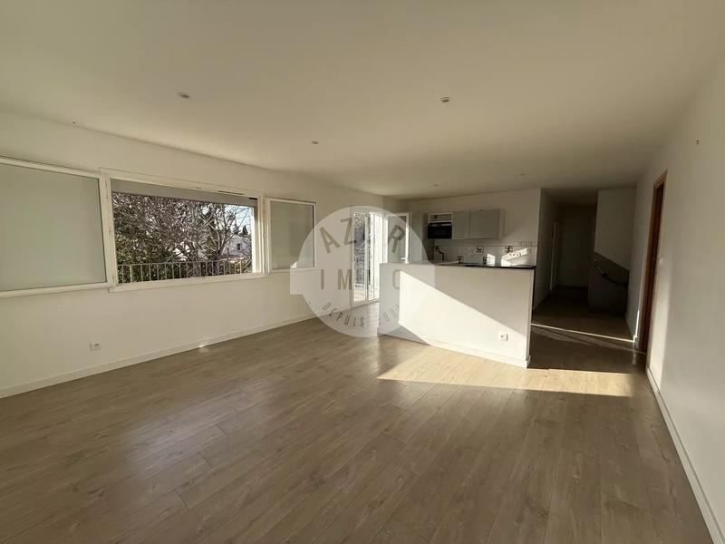 Maison - 197 m² - 7 pièces