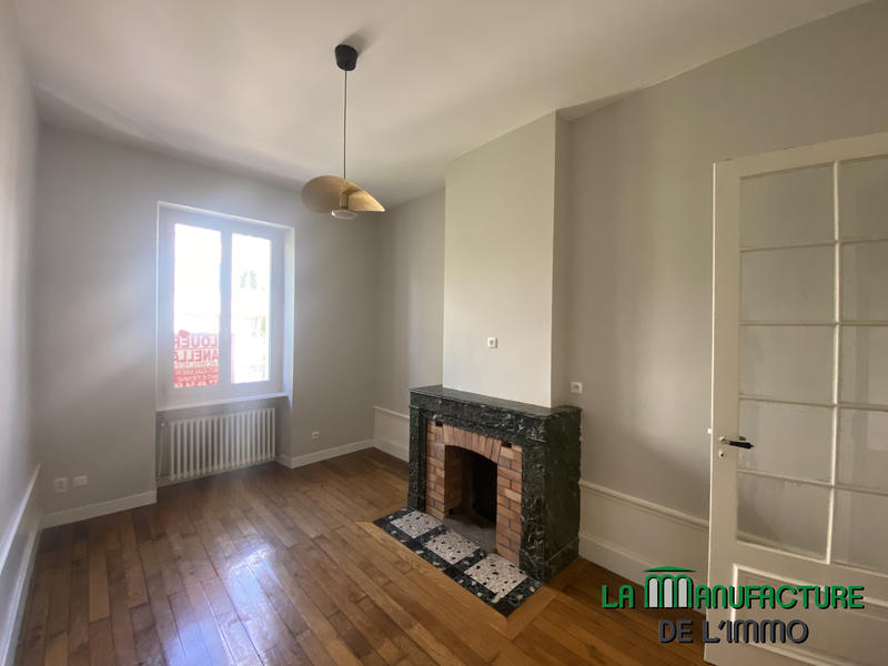 Appartement - 100 m² - 5 pièces