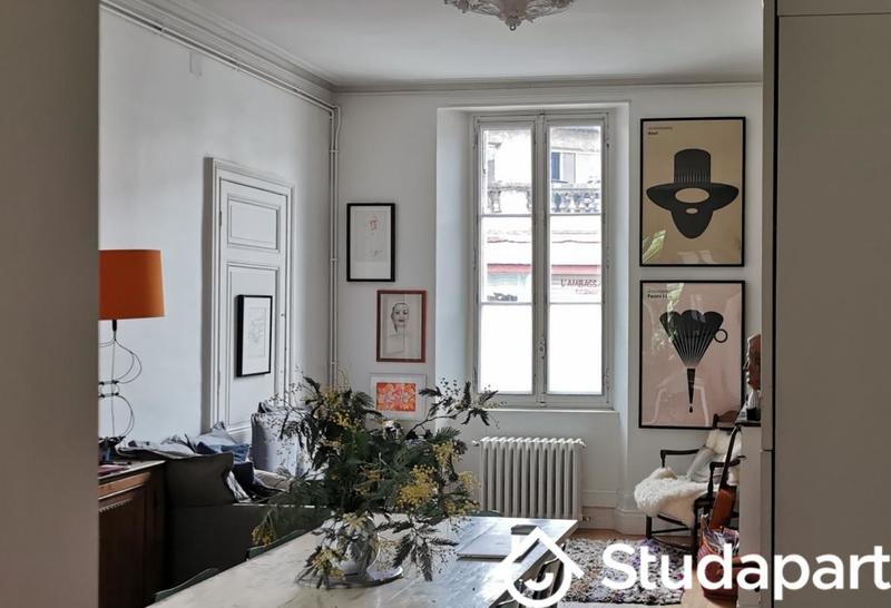 Chambre - 14 m² - 1 pièce