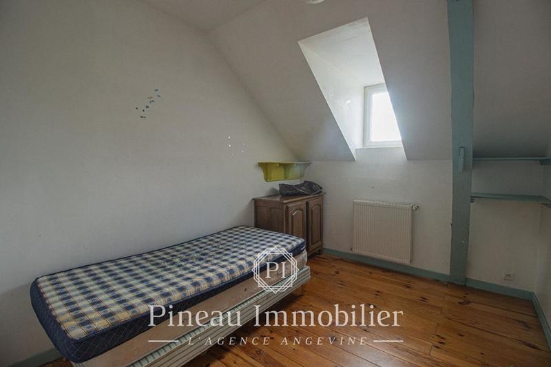 Maison - 303 m² - 13 pièces