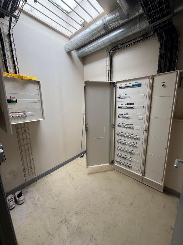 Immeuble - 162 m² - 1 pièce