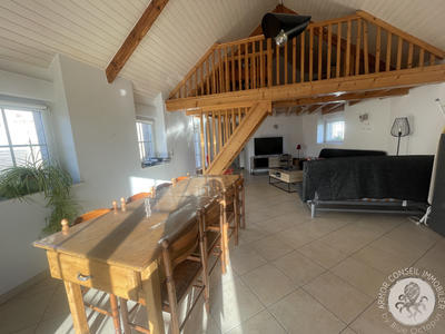 Maison - 110 m² - 4 pièces