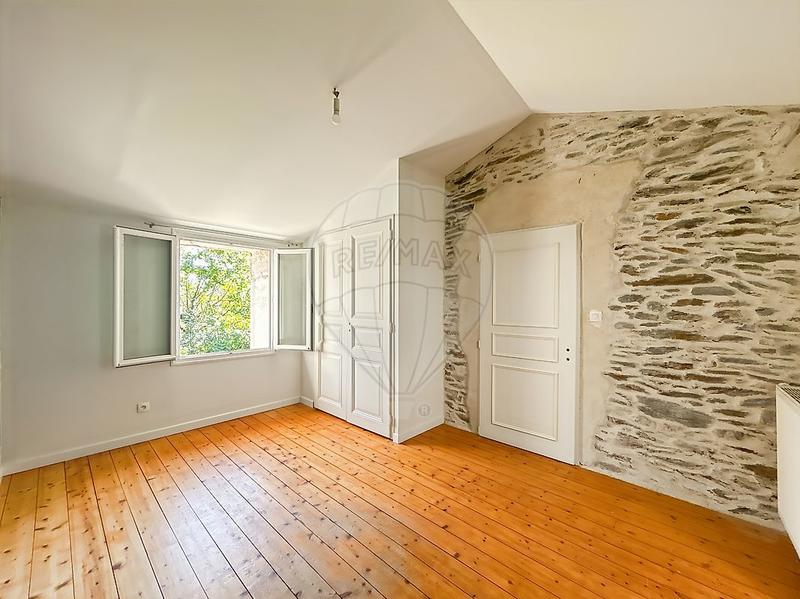 Maison - 164 m² - 5 pièces