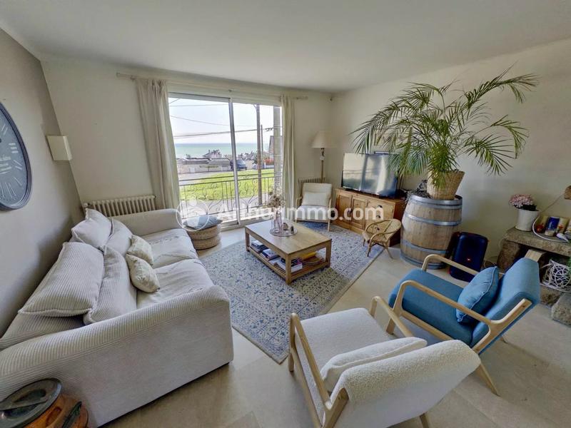 Maison - 208 m² - 6 pièces