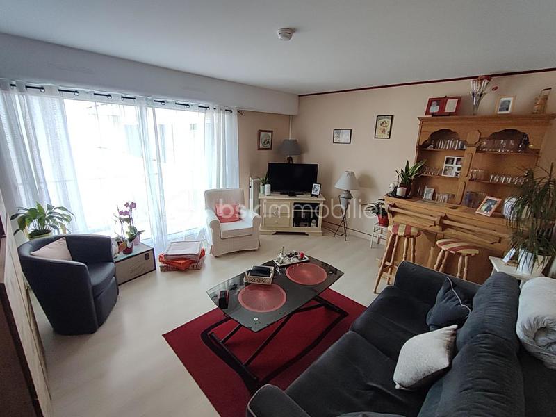 Appartement - 64 m² - 3 pièces