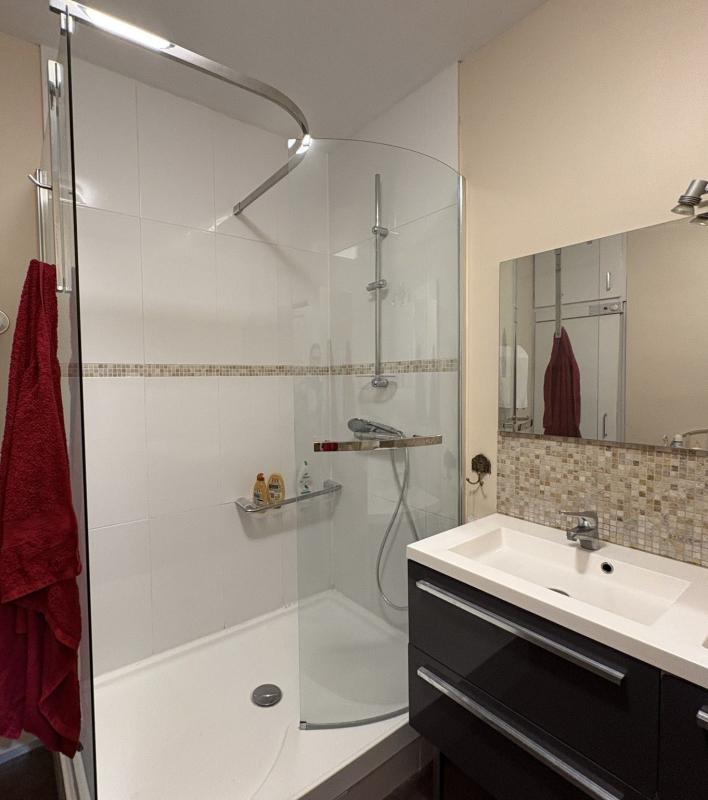 Appartement - 94 m² - 4 pièces