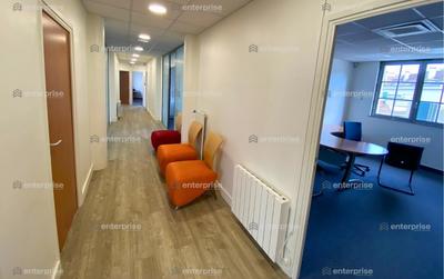 Bureau - 192 m²