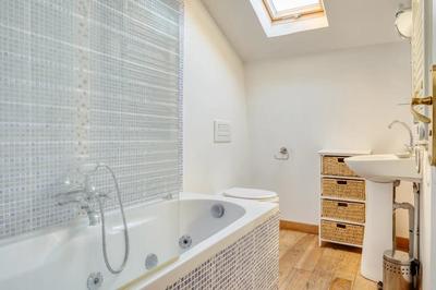 Maison - 190 m² - 7 pièces