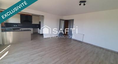 Appartement - 65 m² - 5 pièces