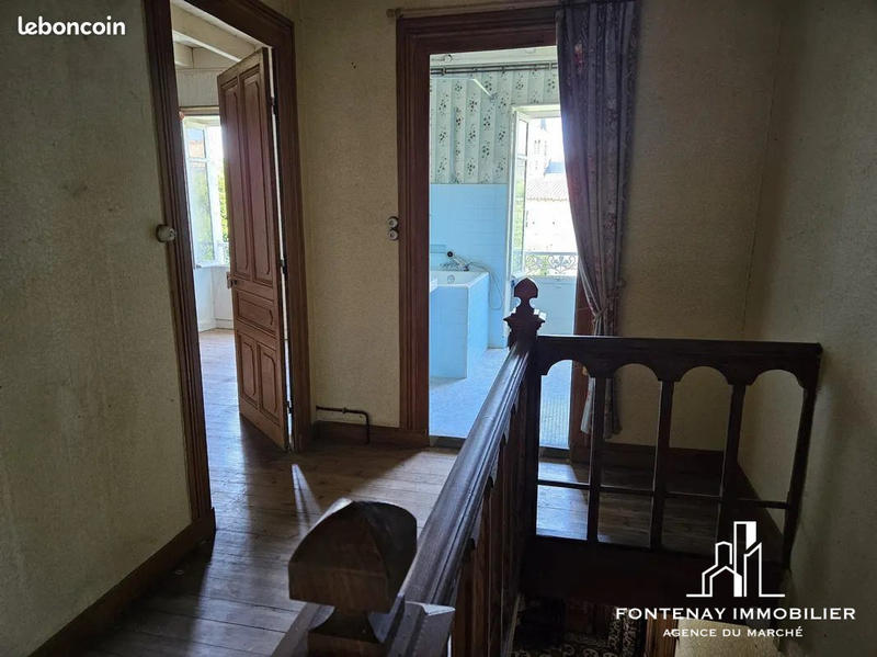 Maison - 189 m² - 5 pièces