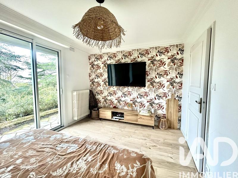 Maison - 228 m² - 8 pièces