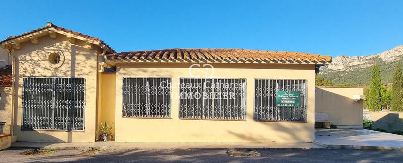 Local commercial - 106 m² - 6 pièces