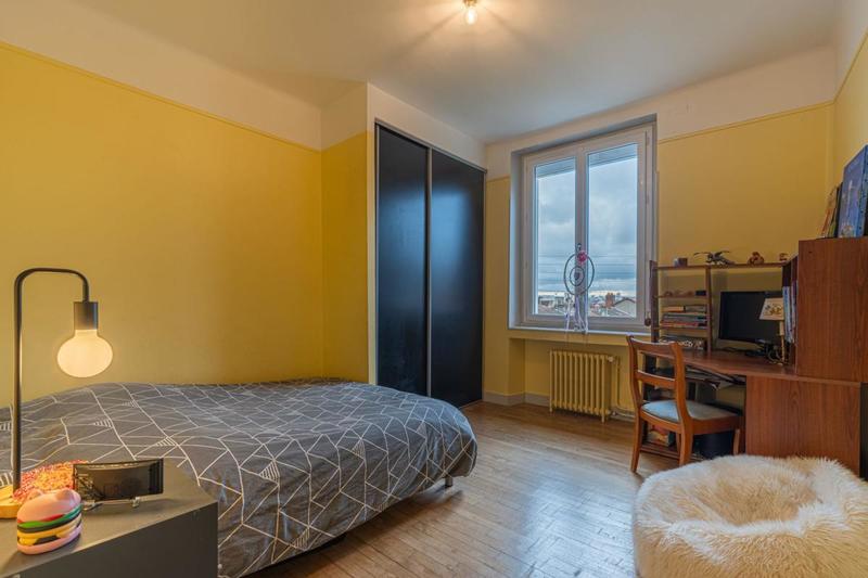 Maison - 194 m² - 7 pièces