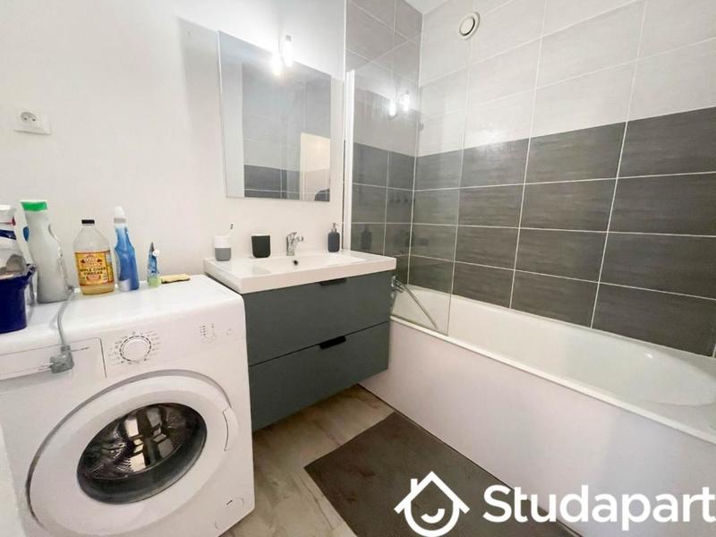 Appartement - 82 m² - 5 pièces