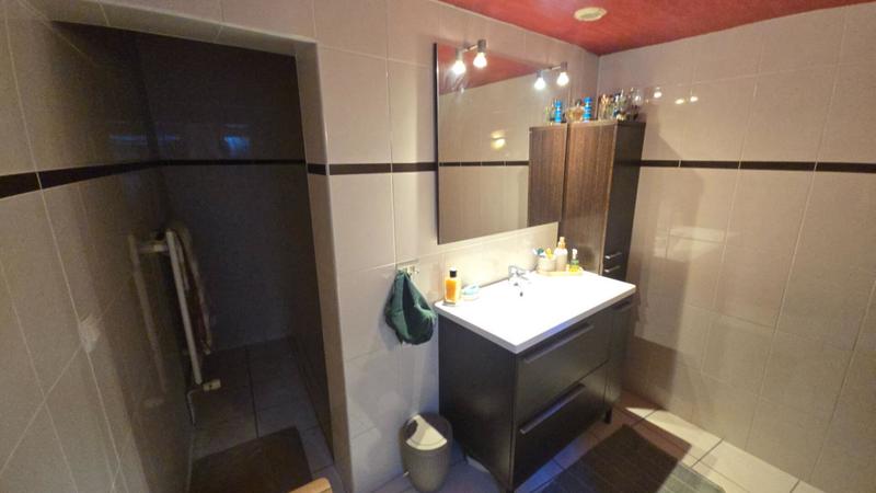 Immeuble - 210 m² - 6 pièces