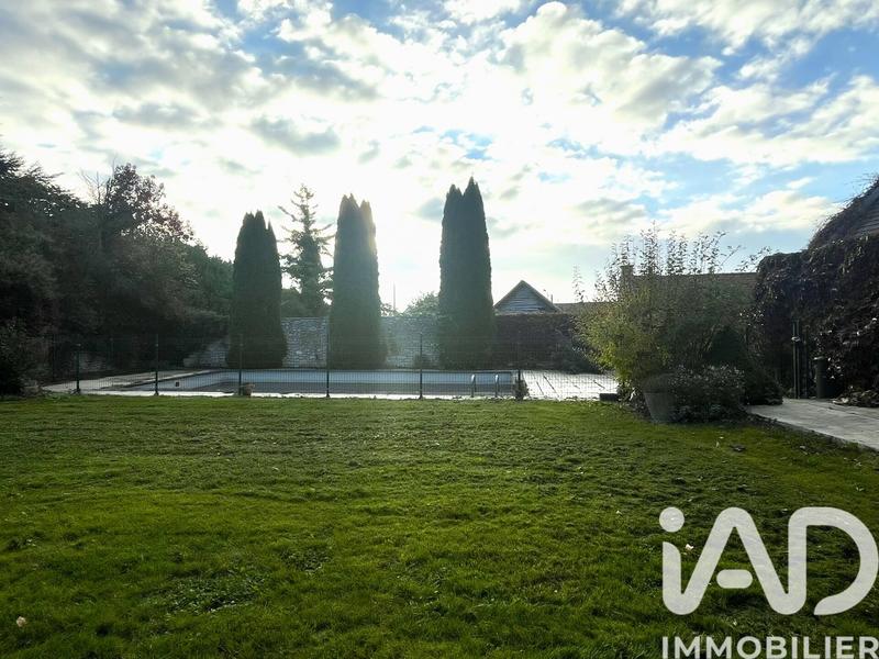 Maison de village - 236 m² - 9 pièces