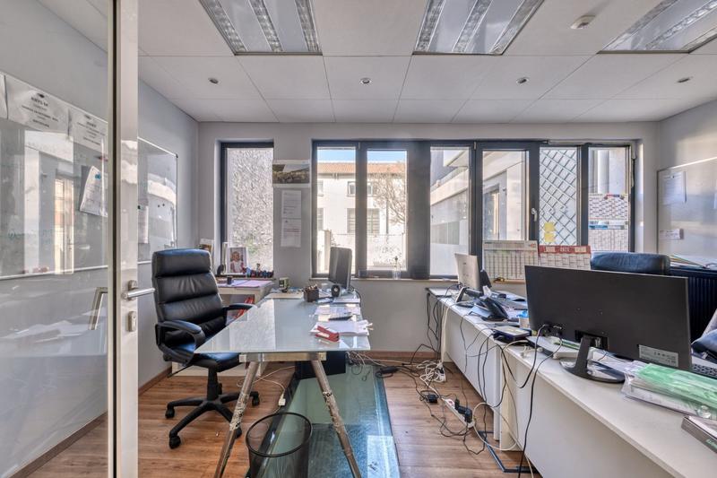 Local commercial - 139 m²