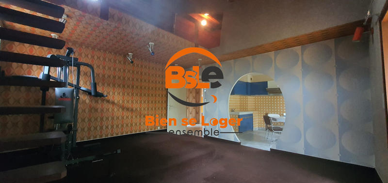 Maison - 385 m² - 15 pièces