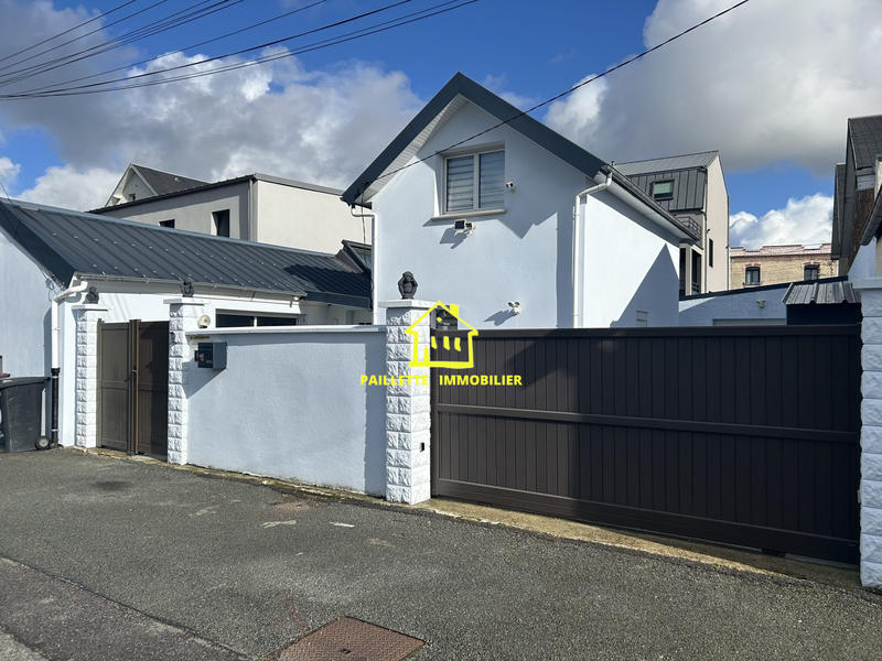 Maison - 110 m² - 4 pièces