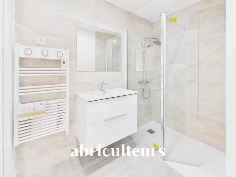 Appartement - 95 m² - 4 pièces