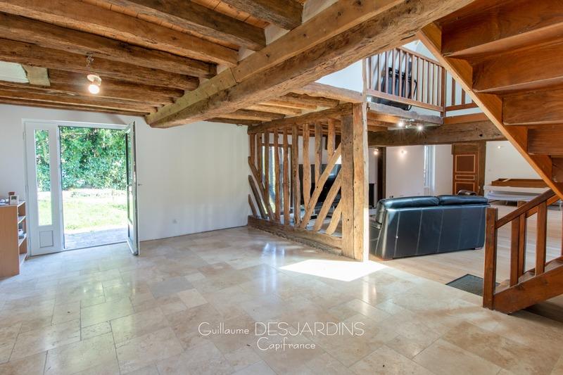 Maison traditionnelle - 187 m² - 6 pièces