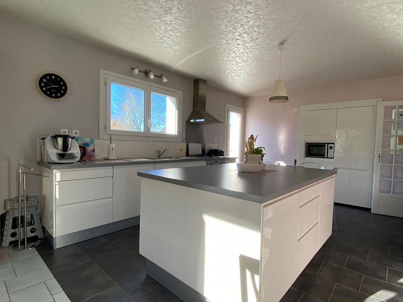 Maison - 154 m² - 8 pièces