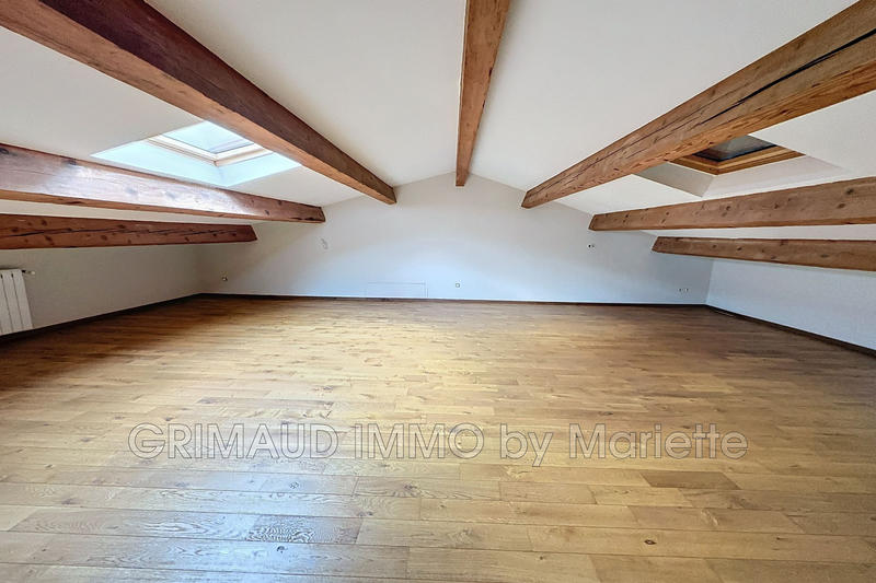 Propriété - 450 m² - 12 pièces