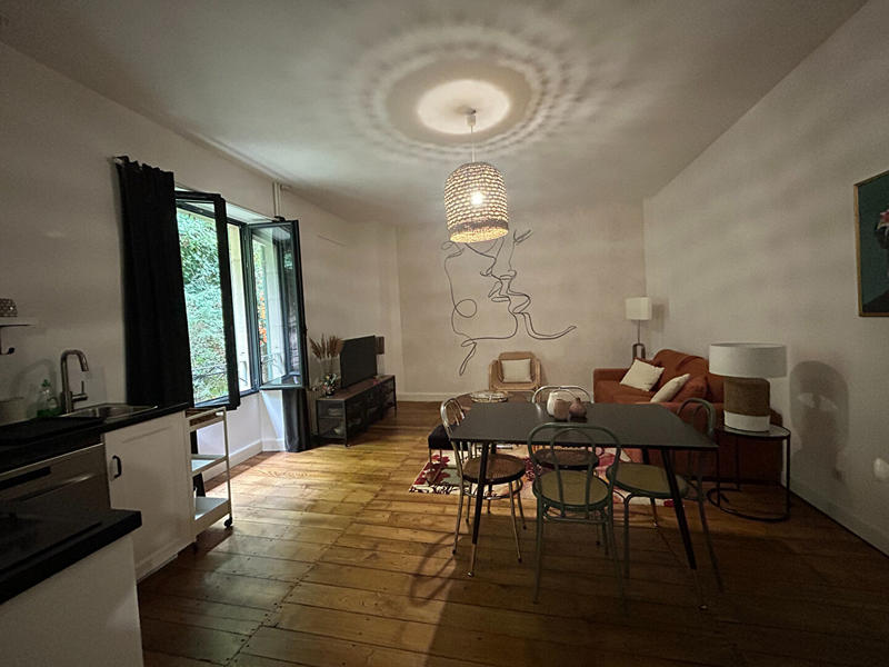 Appartement - 61 m² - 2 pièces