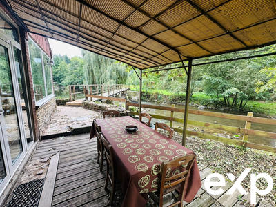 Maison - 310 m² - 8 pièces