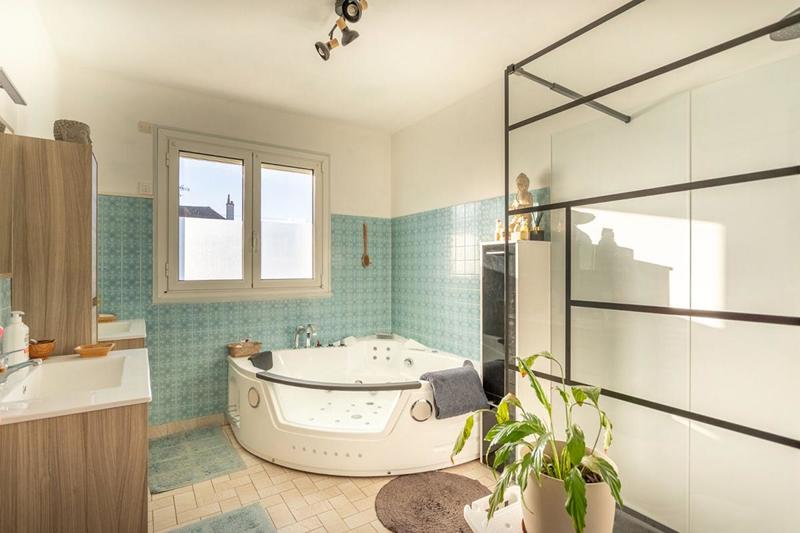 Maison - 135 m² - 5 pièces