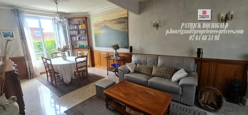 Maison - 111 m² - 7 pièces