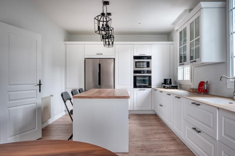 Maison bourgeoise - 260 m² - 9 pièces