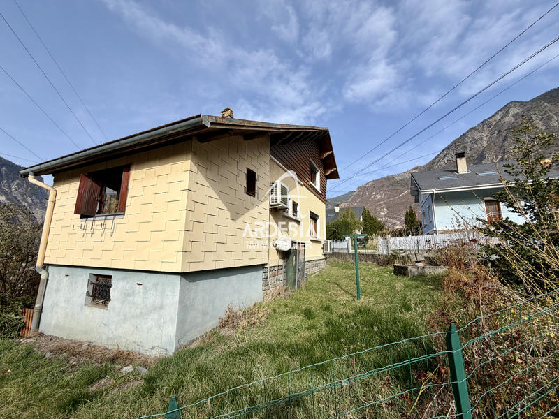 Maison - 87 m² - 4 pièces