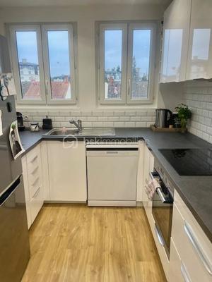 Appartement - 60 m² - 3 pièces