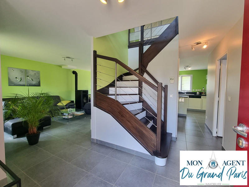 Maison - 146 m² - 6 pièces