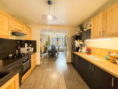 Appartement - 85 m² - 4 pièces