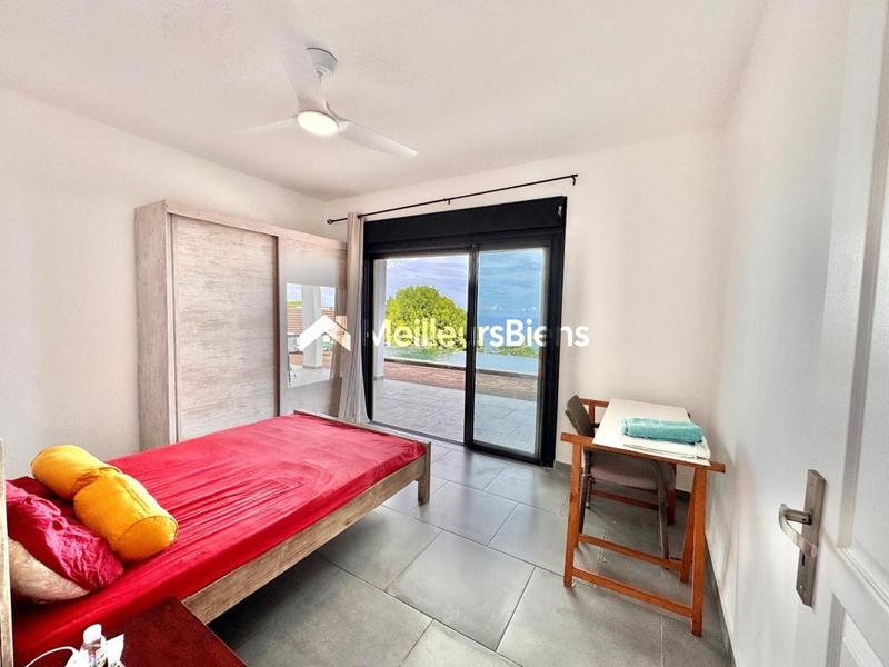 Villa - 200 m² - 7 pièces