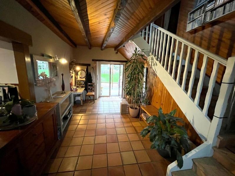 Maison - 174 m² - 6 pièces