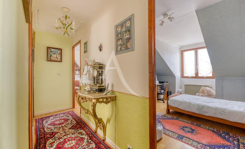 Maison - 100 m² - 6 pièces