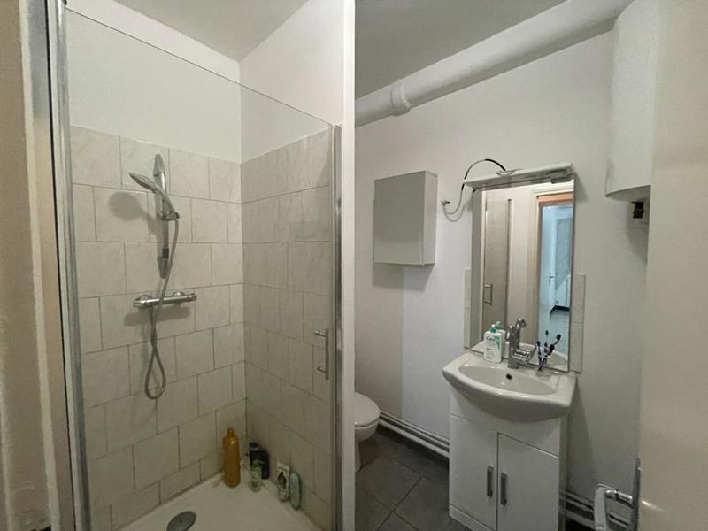 Maison - 221 m² - 8 pièces