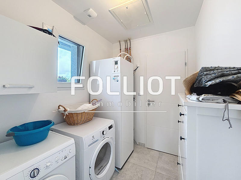 Maison - 121 m² - 5 pièces